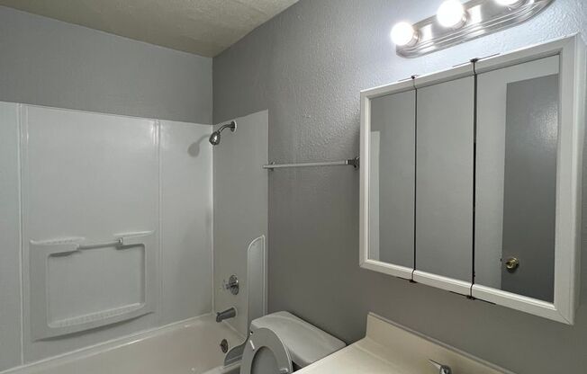 1 bed, 1 bath, 625 sqft, $1,150, Unit 29