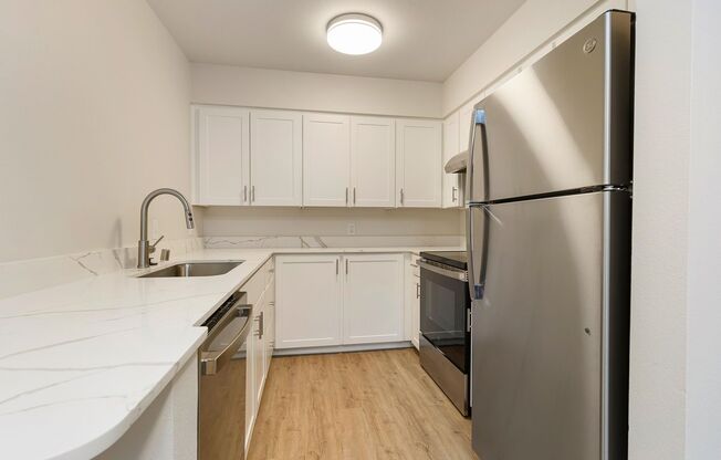 1 bed, 1 bath, 593 sqft, $1,895, Unit 403