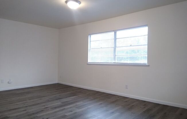2 beds, 1 bath, 675 sqft, $723, Unit 440 Arter-Unit 16