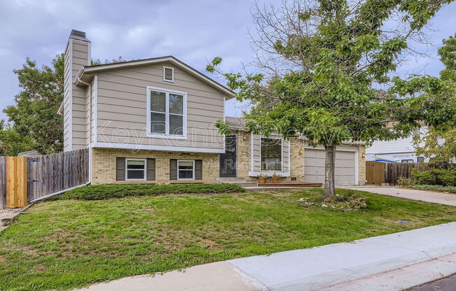 4474 E 94 AVE