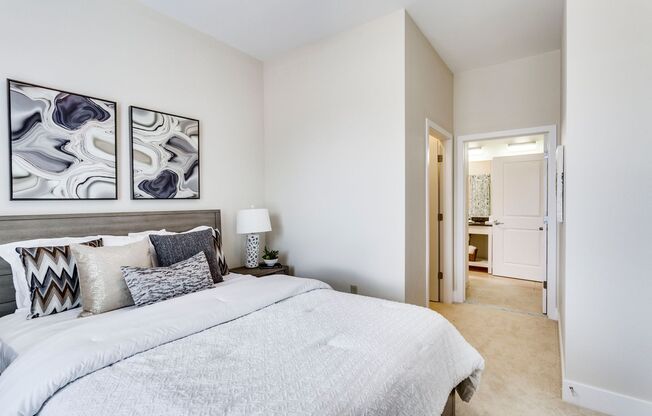 1 bed, 1 bath, 718 sqft, $3,150, Unit 304