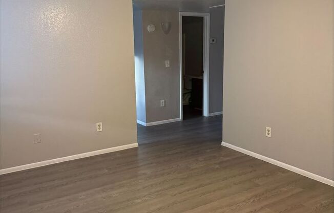 2 beds, 1 bath, 835 sqft, $1,195, Unit #1-B