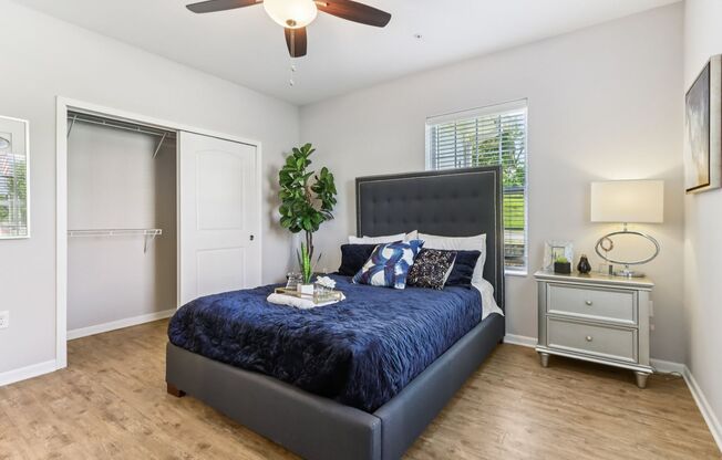 2 beds, 1 bath, 890 sqft, $1,635, Unit 753 - 201