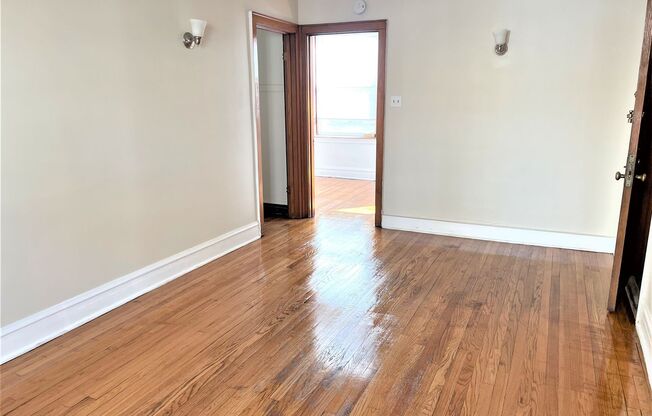 Studio, 1 bath, 600 sqft, $1,380, Unit 4826-1N