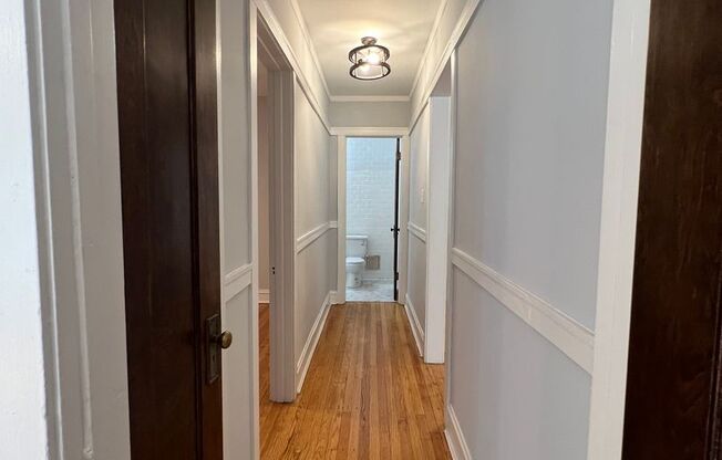 3 beds, 1 bath, 825 sqft, $3,595, Unit 2121-27-1A