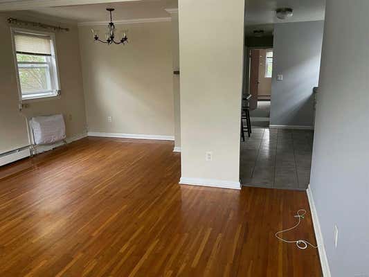 3 beds, 1 bath, 1,200 sqft, $2,990