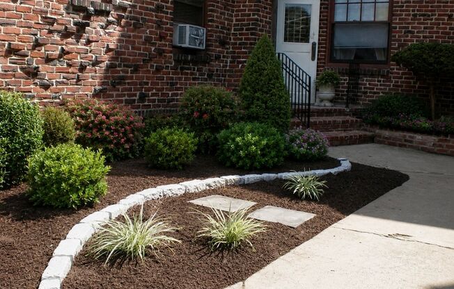 Charming One Bedroom Renovated 856-783-8080