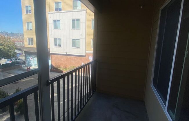 1 bed, 1 bath, 633 sqft, $1,495, Unit 208