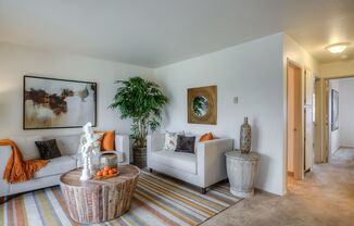 2 beds, 1 bath, 800 sqft, $1,350, Unit #110B