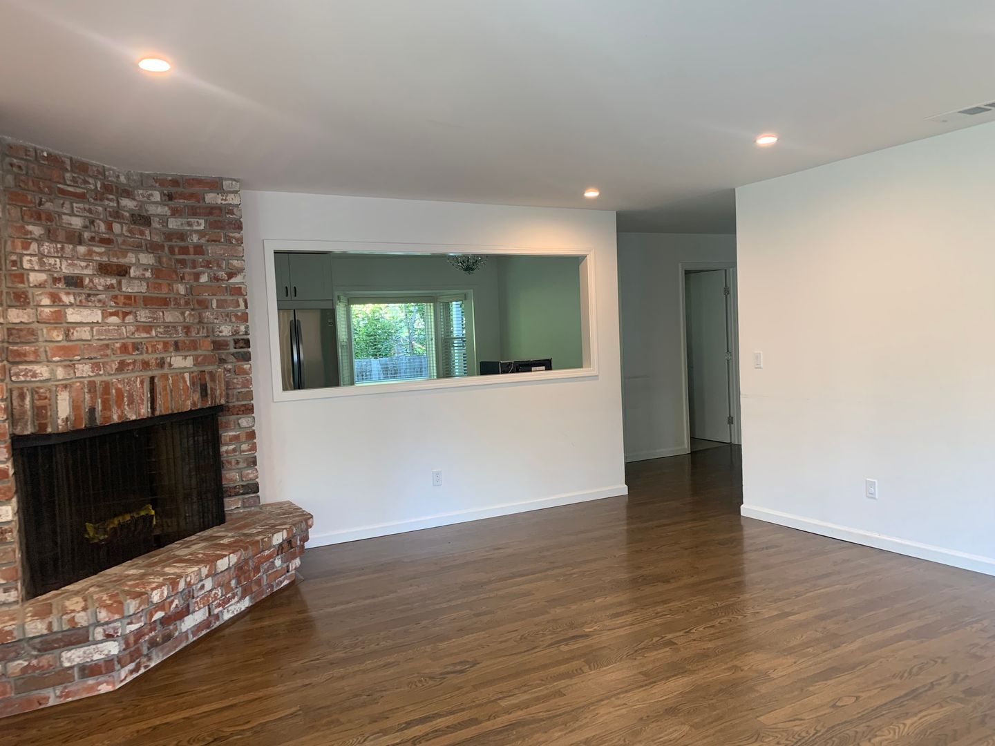 Los Altos, Very Nice  3 Bedroom 2.5 Bath Home.