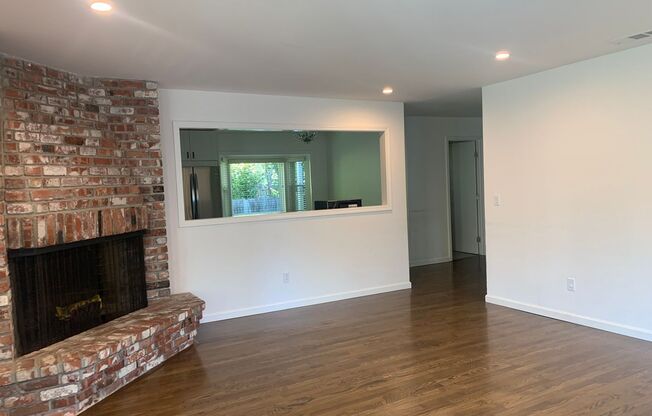 Los Altos, Very Nice  3 Bedroom 2.5 Bath Home.
