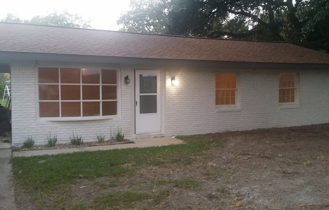 4 bedroom Home Near Lafayette High