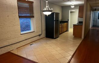 1 bed, 1 bath, 2,500 sqft, $1,699, Unit B