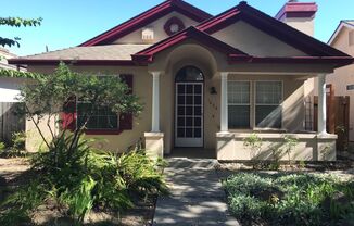 West Davis three bedroom available for November move in!