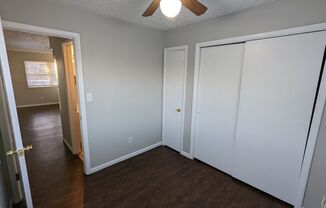 1 bed, 1 bath, 700 sqft, $799, Unit 21 B