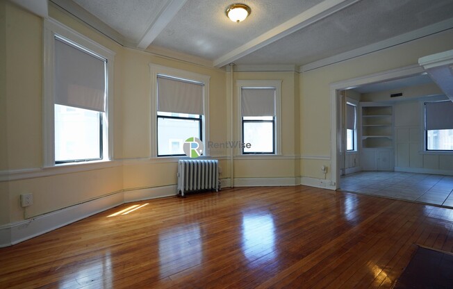 24 Hamilton Rd #1