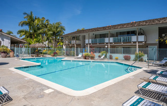 2 beds, 2 baths, 1,000 sqft, $2,695, Unit 6W