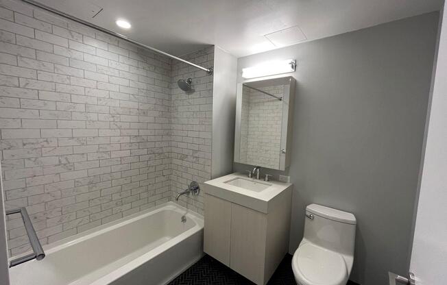 1 bed, 1 bath, $3,407, Unit 4-J