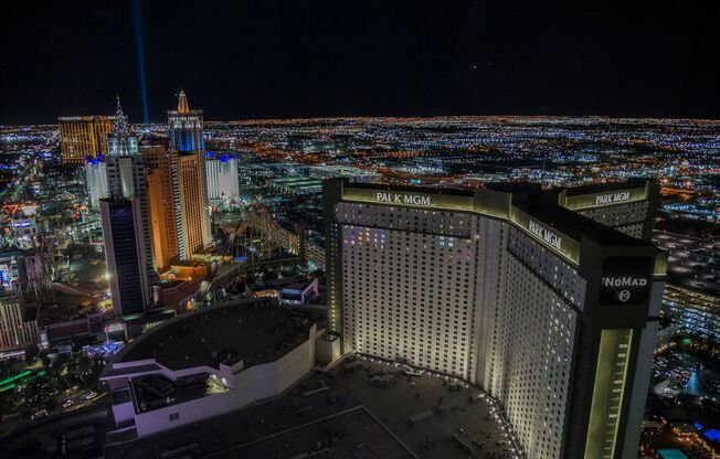 1 bed, 1.5 baths, $5,995, Unit #3902