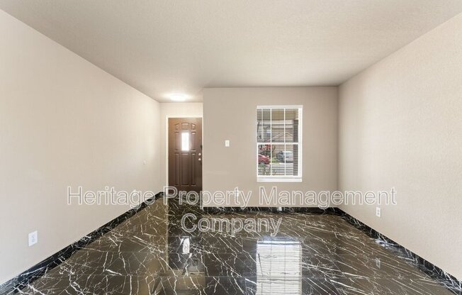 5819 PROVIDENCE OAK
