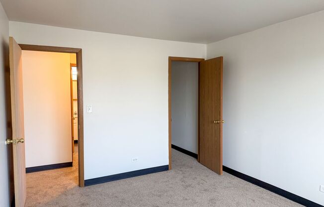 1 bed, 1 bath, 650 sqft, $1,099.99, Unit 1647-204