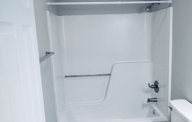 2 beds, 1 bath, 768 sqft, $995, Unit 3620-N