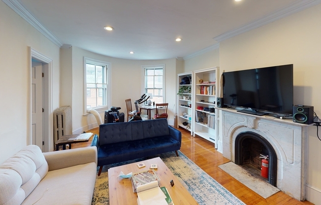 6 Brimmer St.