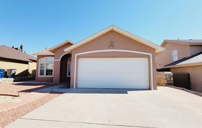 Beautiful 4 bedroom, 2 bath home in Northeast El Paso!