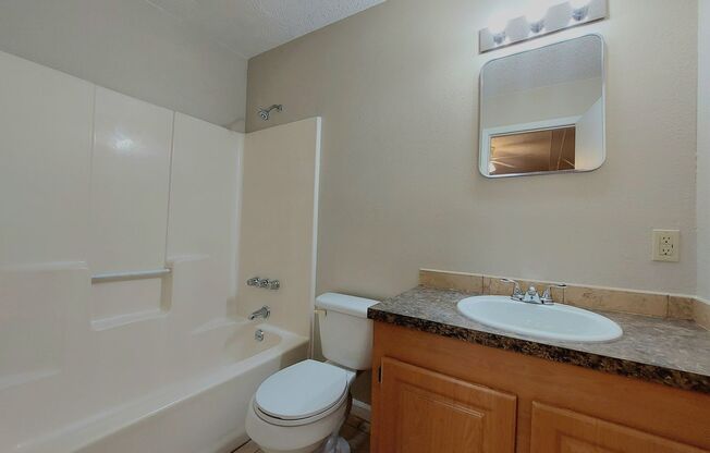 Studio, 1 bath, $650, Unit 1340#H