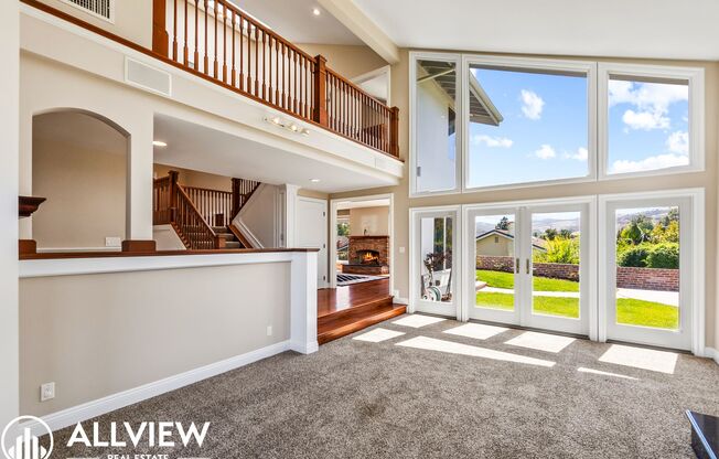 Rare 5 bed/3 bath home located in the highly desired community of Highland- Turtle Rock