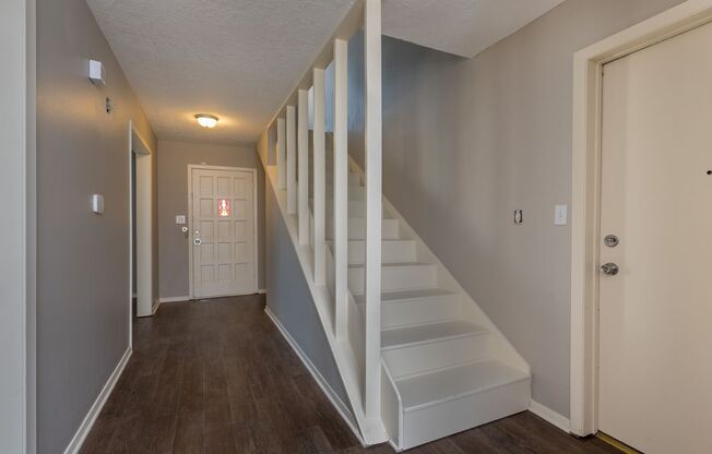 AUGUST 2026 MOVE IN! Beautiful 5 Bed Recently Renovated!