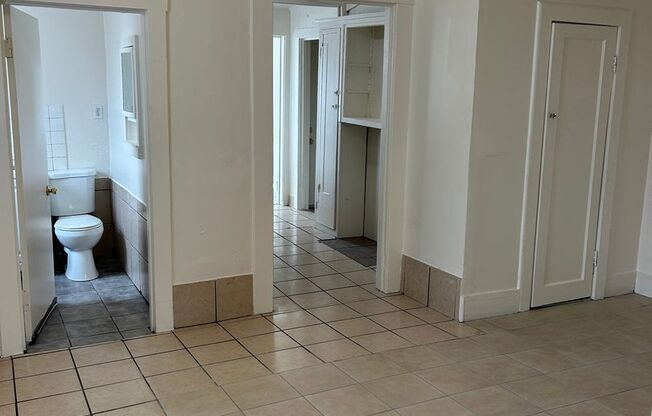 Hayward One Bedroom Duplex