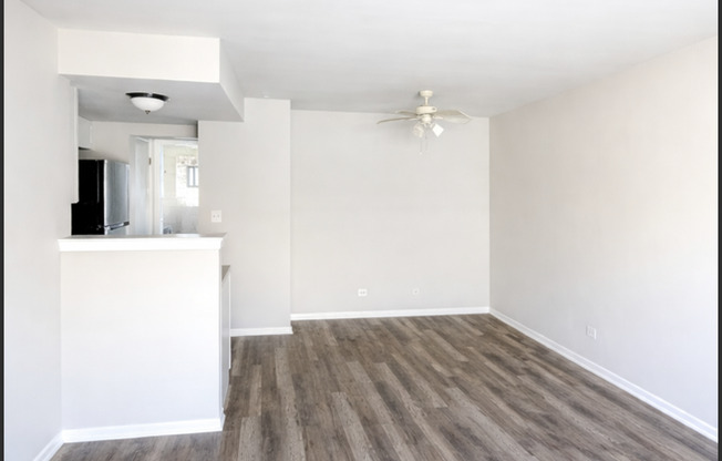 1419 N Broadway