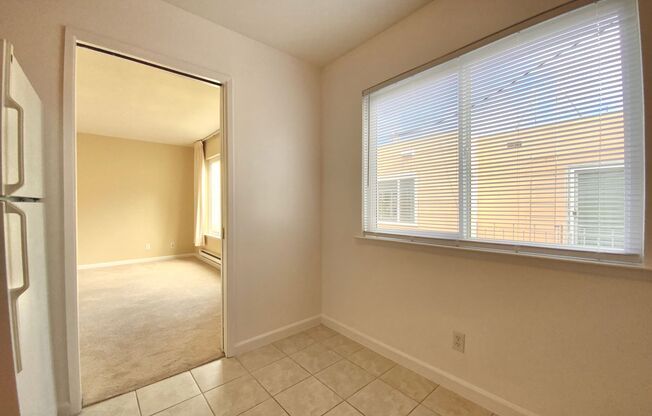 1 bed, 1 bath, 700 sqft, $2,595, Unit Apt. 5