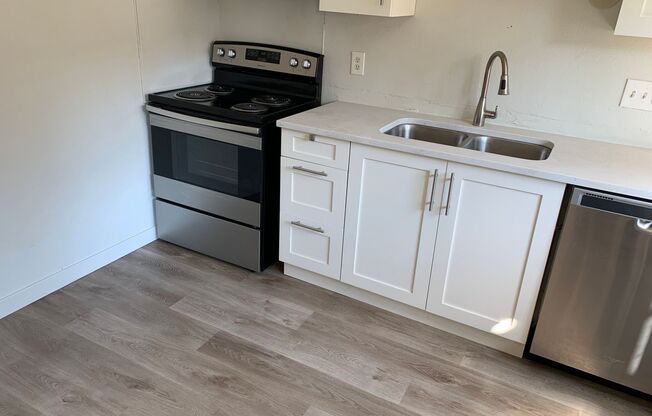 1 bed, 1 bath, $950, Unit 47