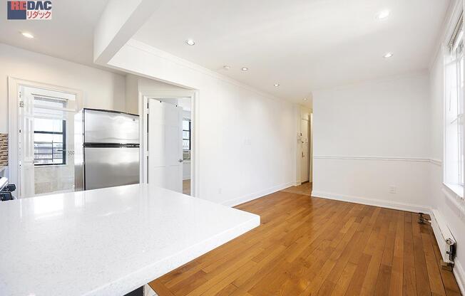 21 47 33 ST