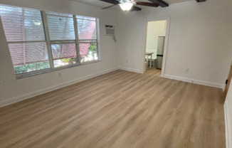 1257 SW 15 ST