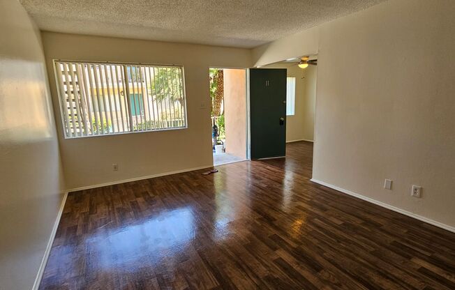 1 bed, 1 bath, $1,800, Unit 11