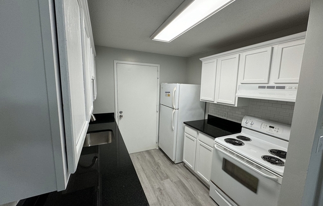 1 bed, 1 bath, 778 sqft, $1,750, Unit 8