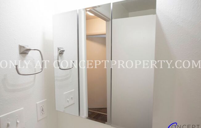2 beds, 1 bath, 810 sqft, $1,299, Unit 95