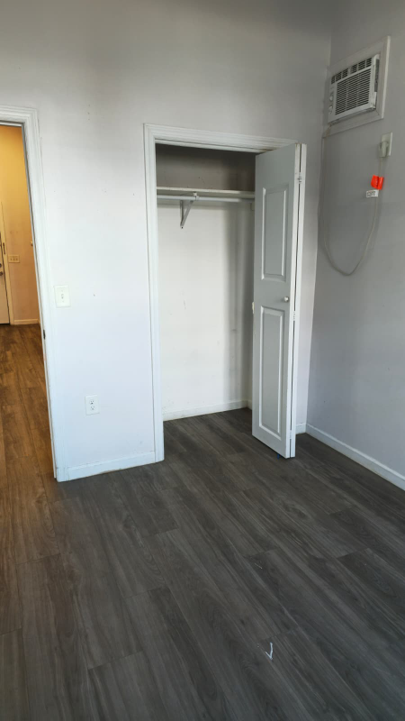 295 B