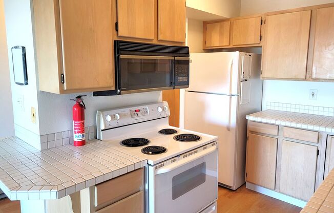 2 beds, 1 bath, $1,795, Unit # 203