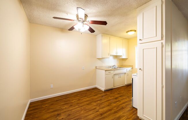 2 beds, 1 bath, 772 sqft, $2,495, Unit 4225-B