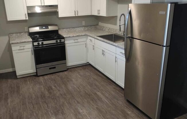 2 beds, 1 bath, $750, Unit 1411 Apt 3