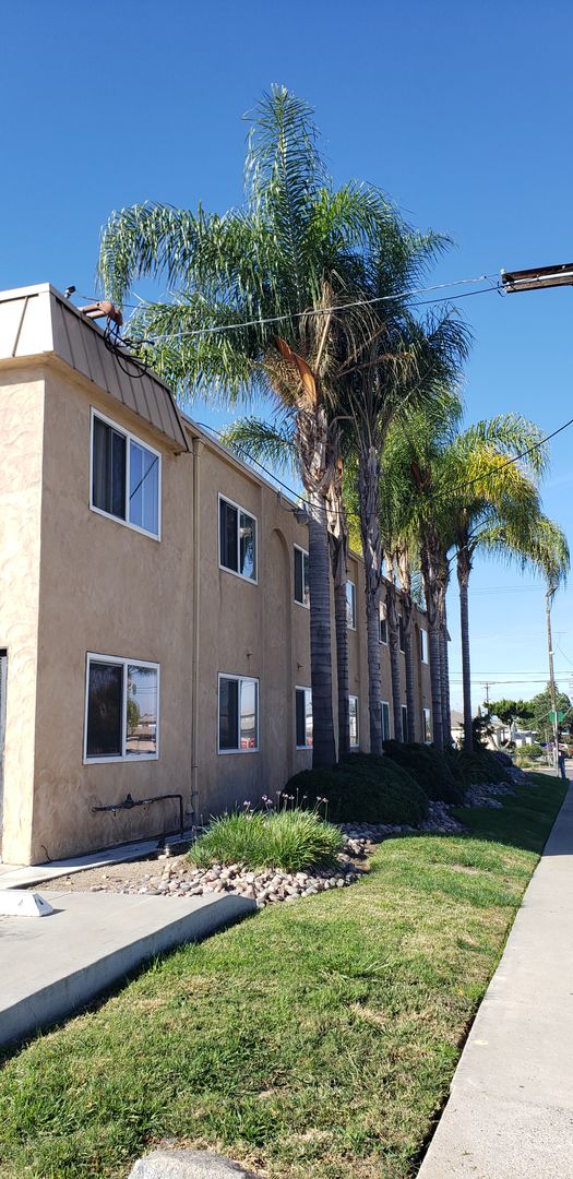 2700 - SMC 70th St. LLC