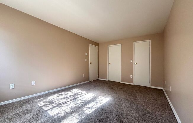 2 beds, 2 baths, 915 sqft, $1,650, Unit 821