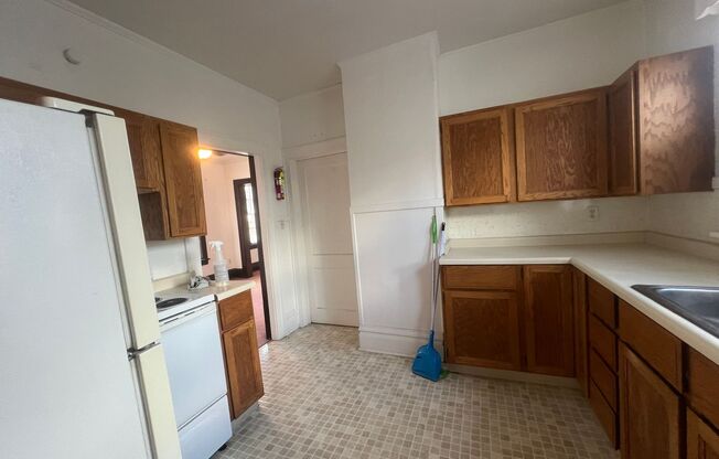 1 bed, 1 bath, $900, Unit A430-1