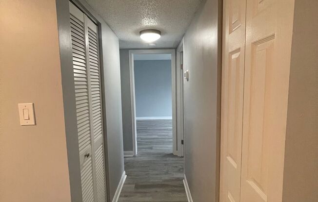 2 beds, 1 bath, $1,650