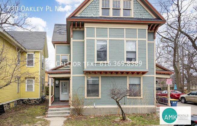 230 OAKLEY PL NE