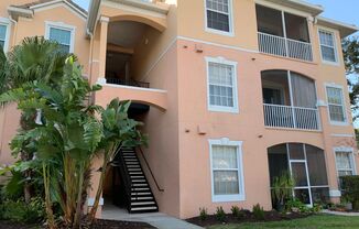 Lovely 3 Bedroom 2 Bath Condo
